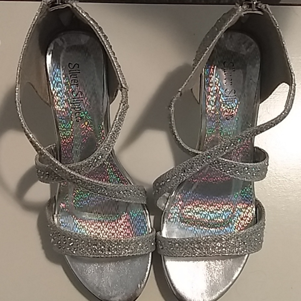 Girls beautiful, sparkling high heels